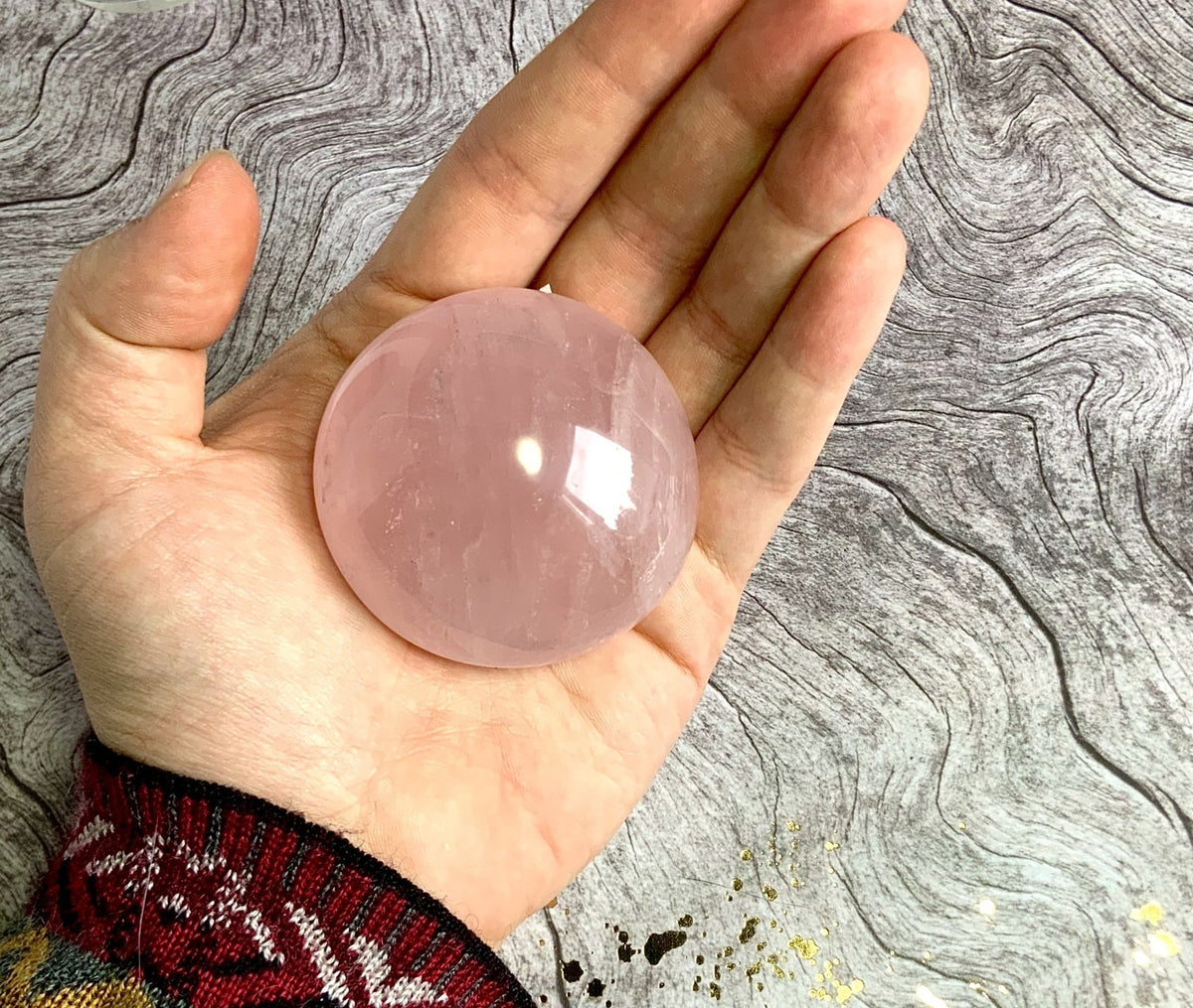 http://www.dakotanature.com/cdn/shop/products/cherry-blossom-pink-rose-quartz-pebble-413893_1200x1200.jpg?v=1604451730